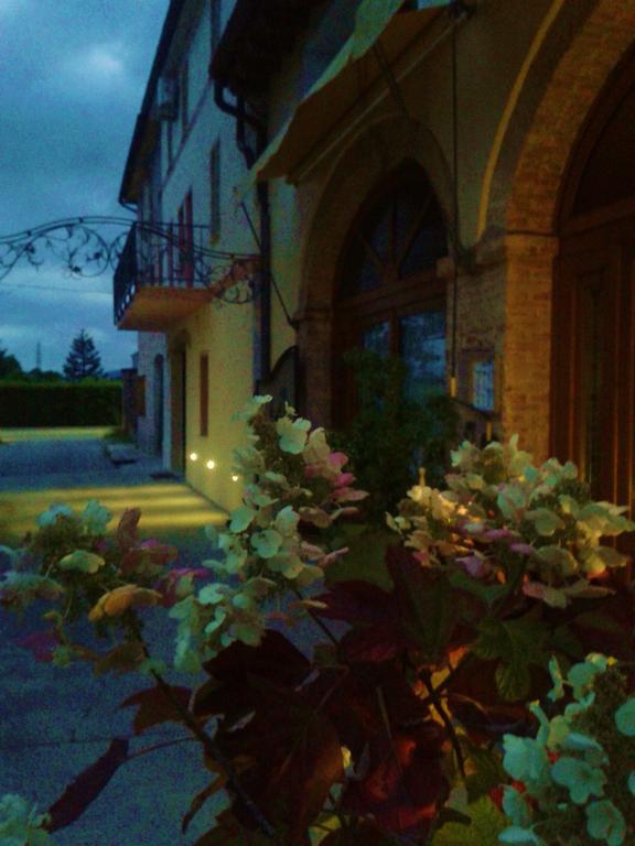 Agriturismo Melo In Fiore Con Camere E Colazioni Nella Zona Del Prosecco Docg Asolo Maser Exterior photo